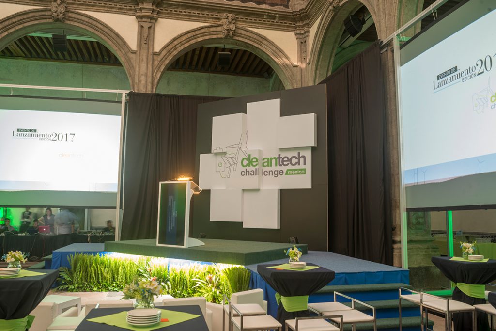 Exposiciones y Escenarios