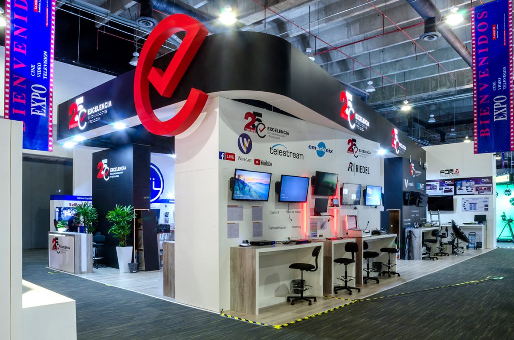 Exposiciones y Escenarios